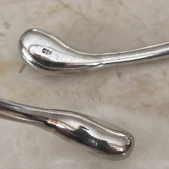 924 Sterling Silver Solid Teardrop Bypass Bracelet - Picture 4 of 6